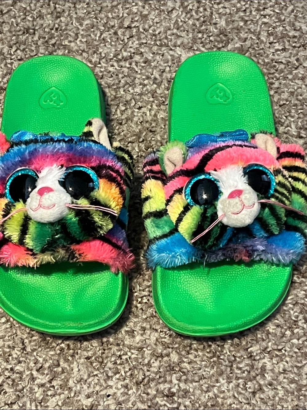 Ty Rainbow Plush Cat Slide Sandals - Green Footbed